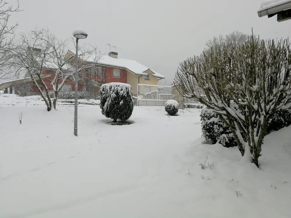 Gasthaus Madarian Lezama  Landhaus